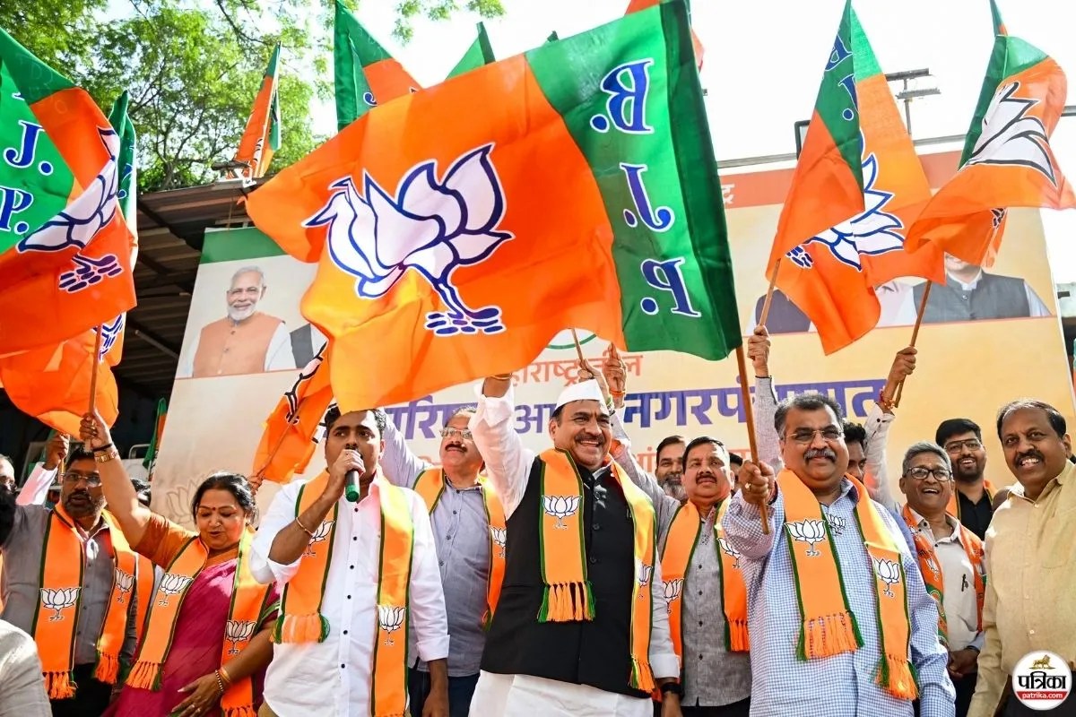 भाजपा में बड़ी ‘सर्जिकल स्ट्राइक’, पुणे में 69 बागियों को पार्टी से किया बाहर