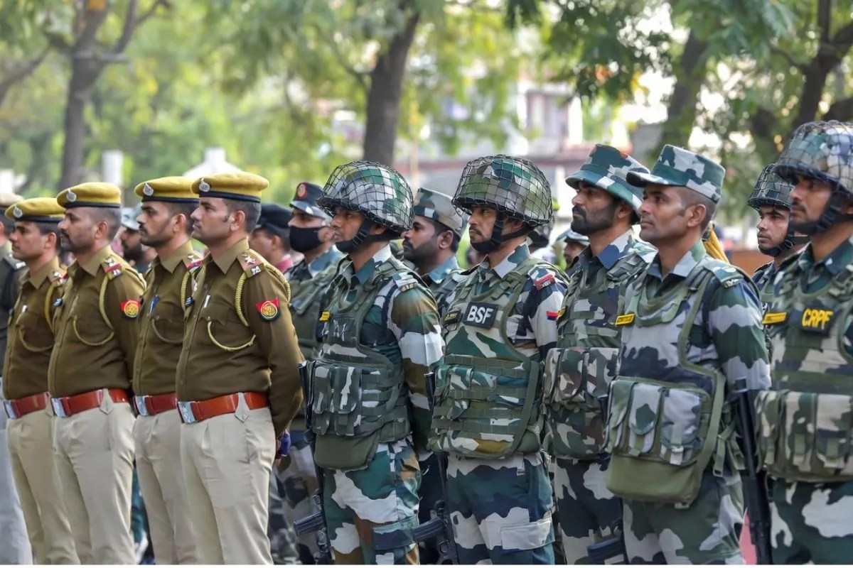 SSC Vacancy 2026: दिल्ली पुलिस, CRPF, BSF सहित कई विभागों में निकली भर्ती, जान लें कहां कितनी सीटें