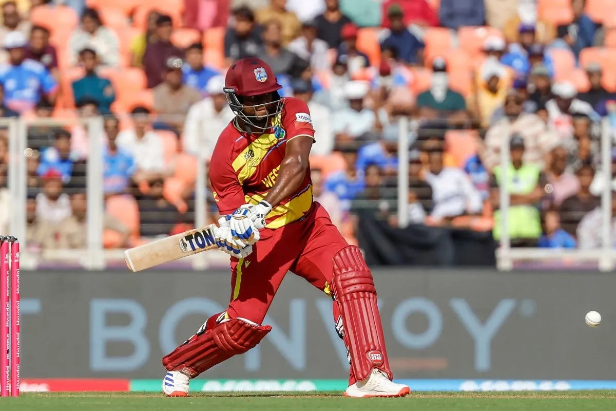 9वें नंबर के बल्लेबाज ने साउथ अफ्रीकी गेंदबाजों की उधेड़ी बखियां, 83 पर 7 से WI को पहुंचाया 170 के पार