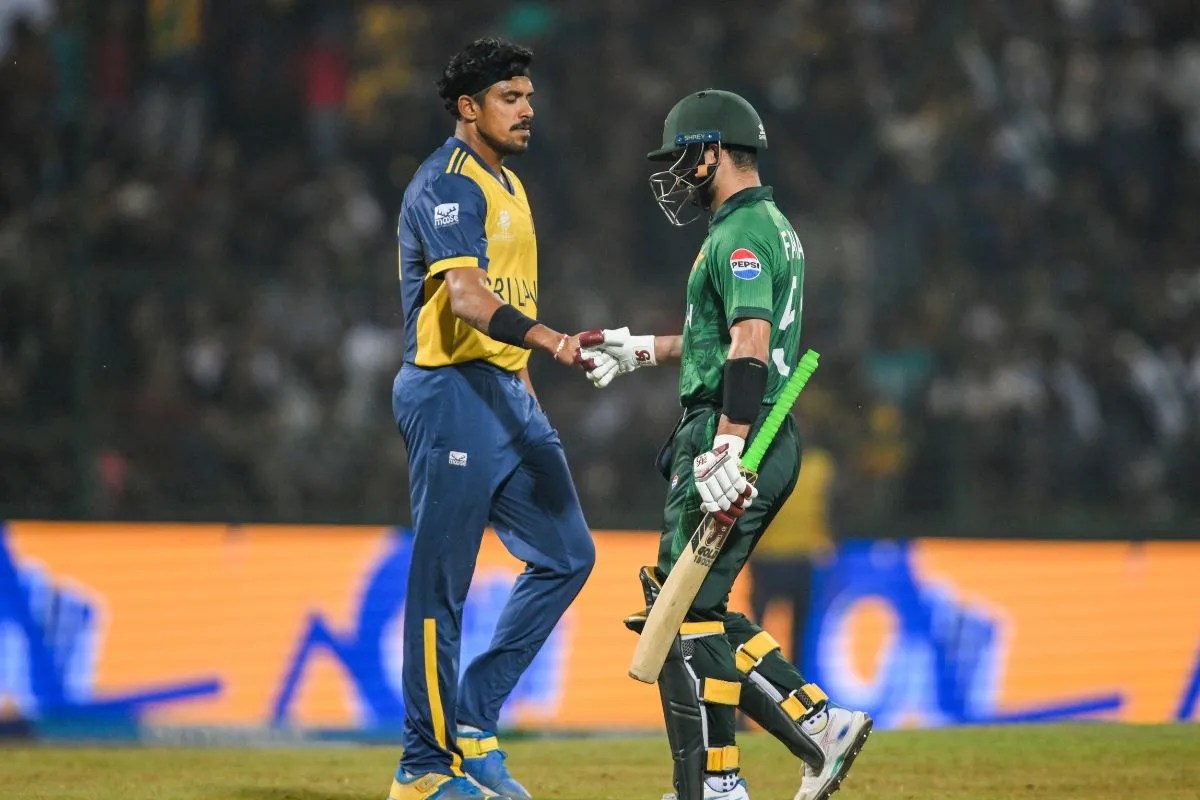 बीच मैच में पाकिस्तान की टूट गई उम्मीदें, टी20 वर्ल्डकप 2026 के सेमीफाइनल की रेस से बाहर