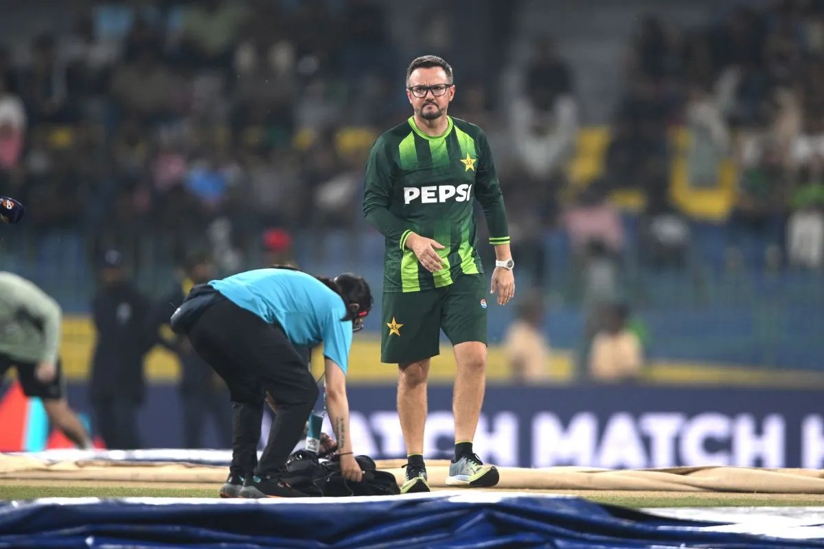 सुपर 8 के पहले ही मैच में टूटीं पाकिस्तान-न्यूजीलैंड के साथ फैंस की उम्मीदें, टॉस के बाद रद्द करना पड़ा मैच