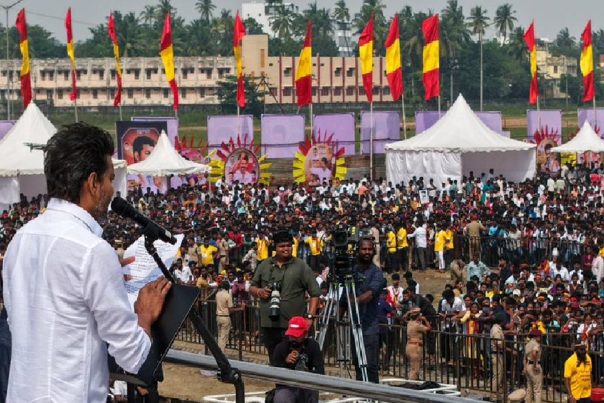 Tamil Nadu Assembly Election 2026: TVK की एंट्री से सियासत गरम, विजय ने कार्यकर्ताओं को दिया जीत का मंत्र