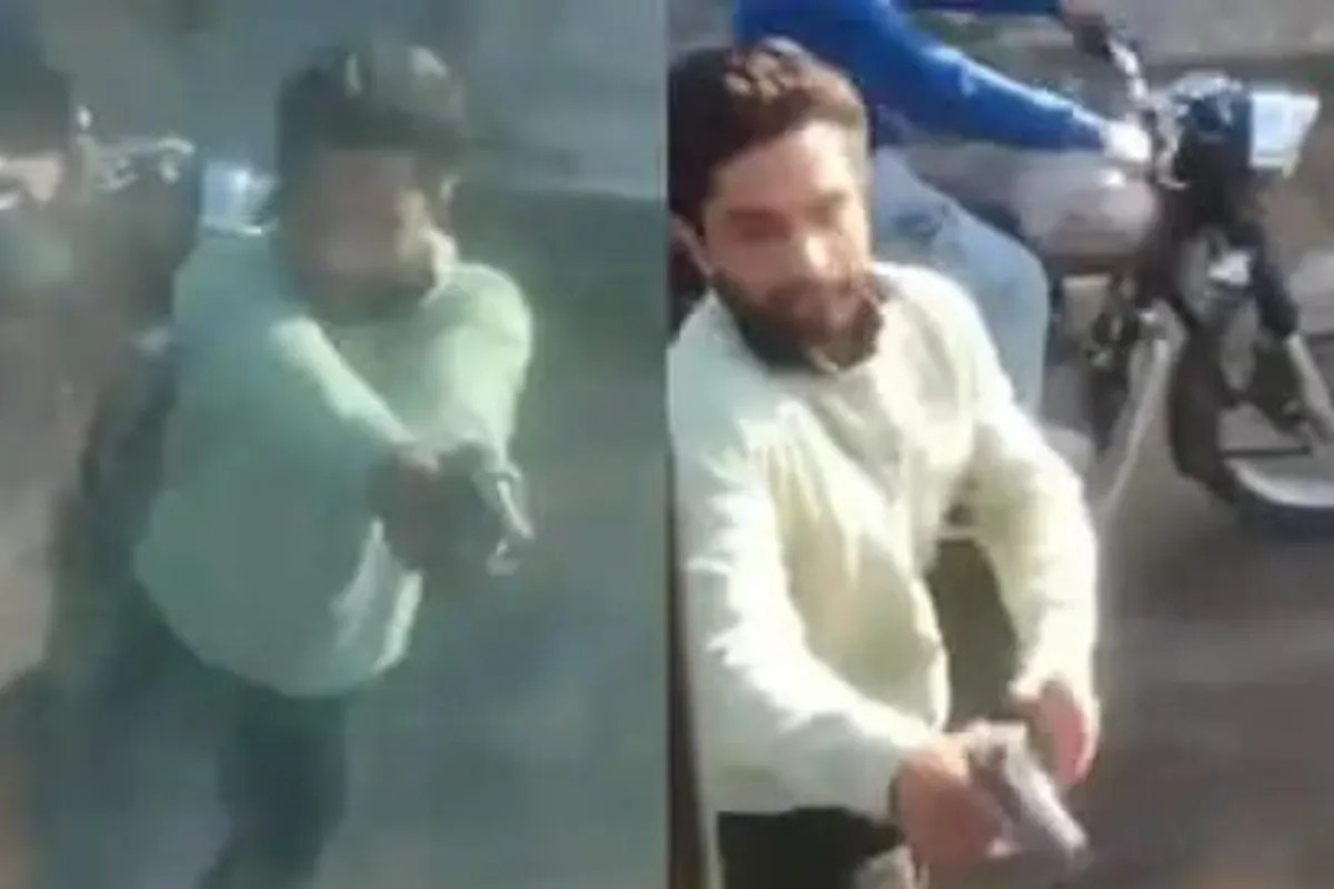 बस्ती में नेशनल हाईवे पर दिनदहाड़े चली गोली, बुलेट सवार युवकों की दबंगई…बस पर फायरिंग,यात्रियों में मची चीख पुकार