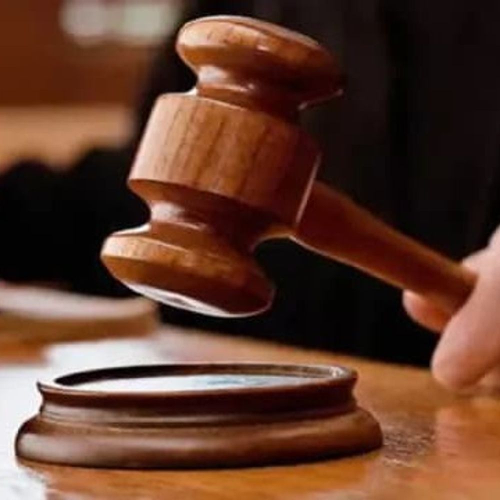 सोनभद्र में LADCS की पहल, दो बंदी बरी:गांजा तस्करी मामले में साक्ष्य के अभाव में मिली दोषमुक्ति