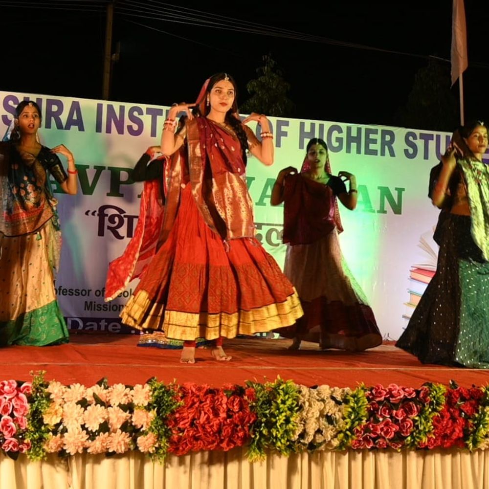 ‘नव परिवर्तन’ जैसी पत्रिका शैक्षणिक वातावरण को समृद्ध बनाने में सहायक