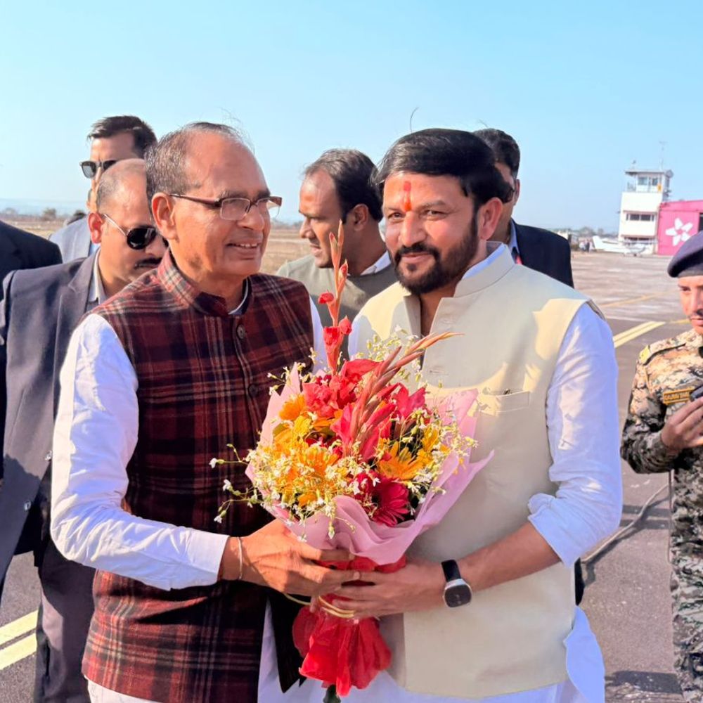 केंद्रीय मंत्री चौहान का किया स्वागत