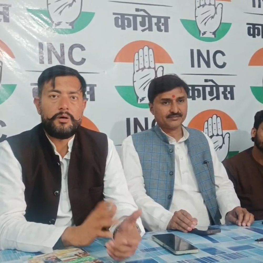 कांग्रेस ने मनरेगा को कमजोर करने पर सरकार को घेरा:हरदोई में प्रदर्शन कर 17 फरवरी को विधानसभा घेराव का ऐलान