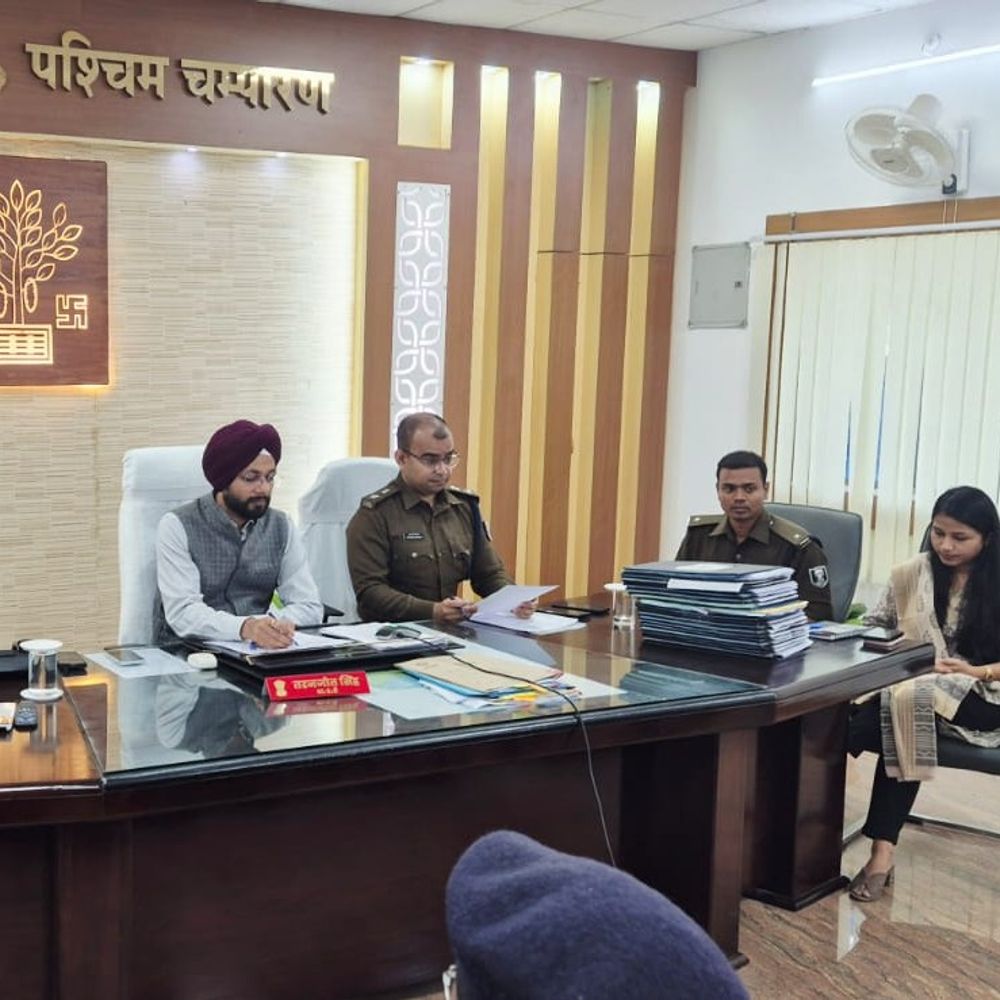 डीजे पर प्रतिबंध, अश्लील-भड़काऊ गीतों पर रोक-DM:होली पर्व पर जिला प्रशासन अलर्ट, शांतिपूर्ण होली सुनिश्चित करने के निर्देश