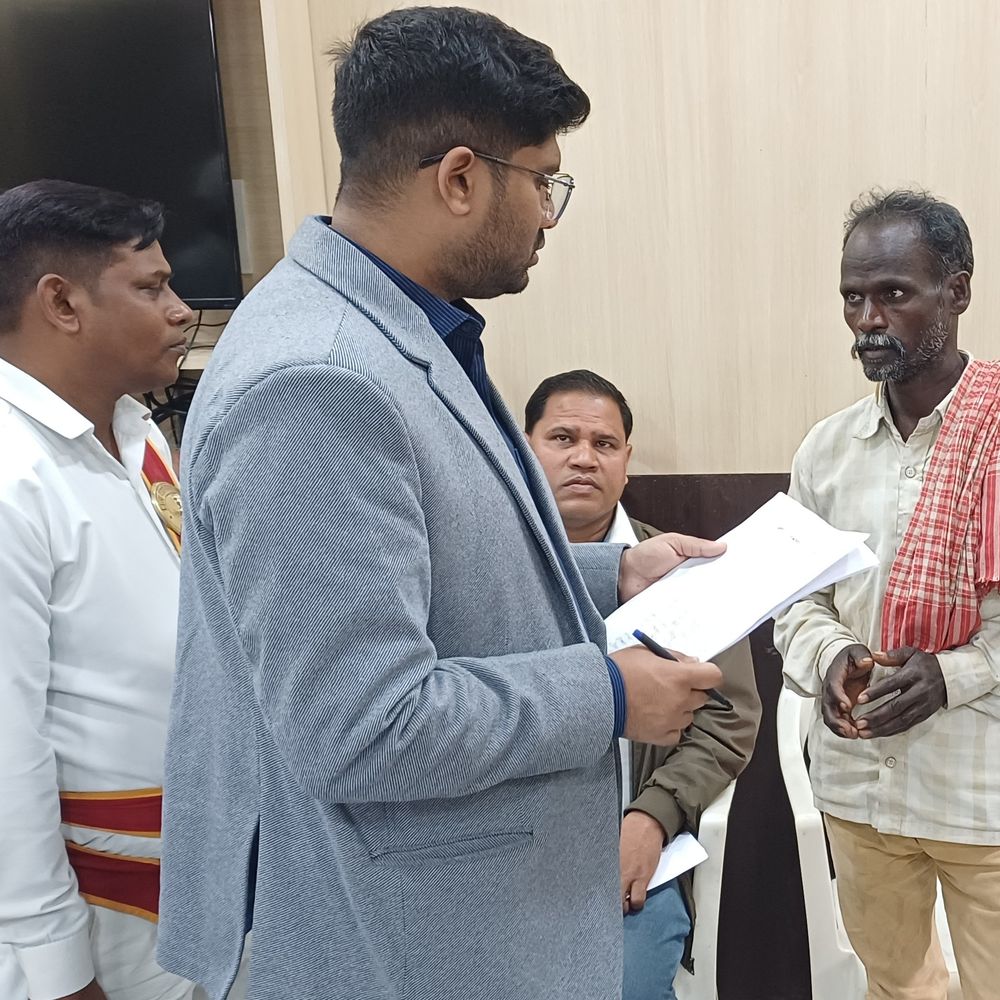 डायन बताकर पीटने का मामला, DM के जनता दरबार पहुंचा:मुंगेर में महिला के शिकायत के बावजूद नहीं हुई कार्रवाई, जांच के आदेश