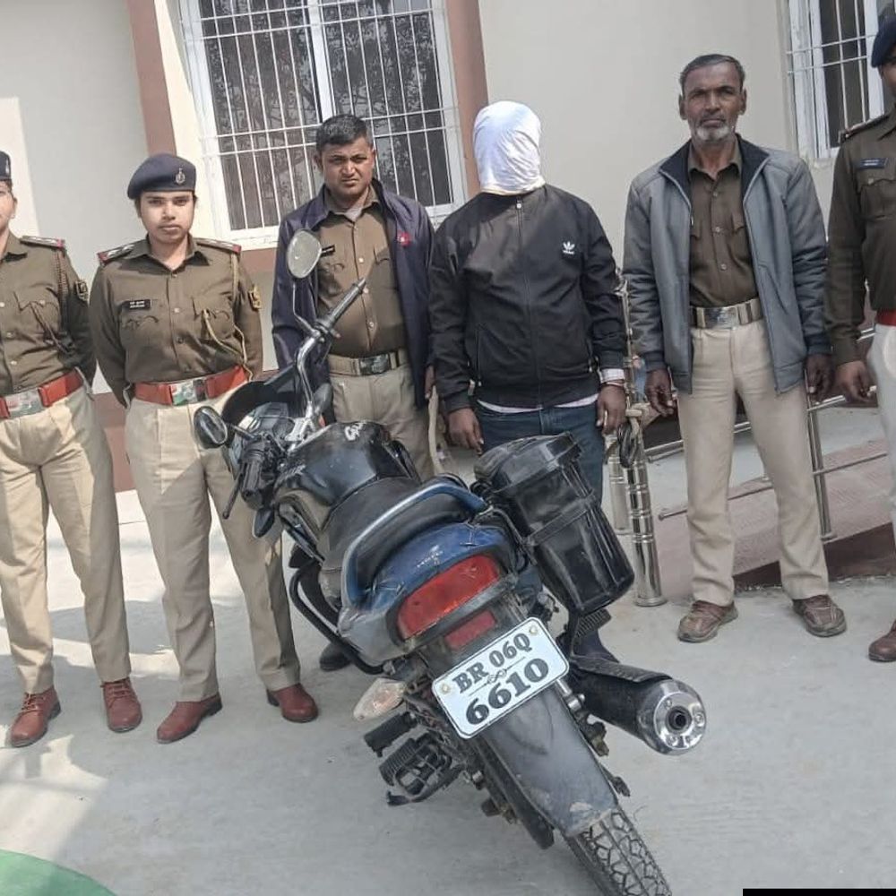 मधुबनी में चोरी की बाइक के साथ युवक गिरफ्तार:पतौना पुलिस ने वाहन चेकिंग में पकड़ा, चेसिस नंबर से छेड़छाड़, आरोपी जेल भेजा गया
