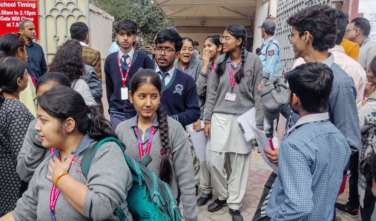 Board Exams 2026: बिहार इंटर और पश्चिम बंगाल माध्यमिक परीक्षाएं आज से शुरू, जानें जरूरी नियम