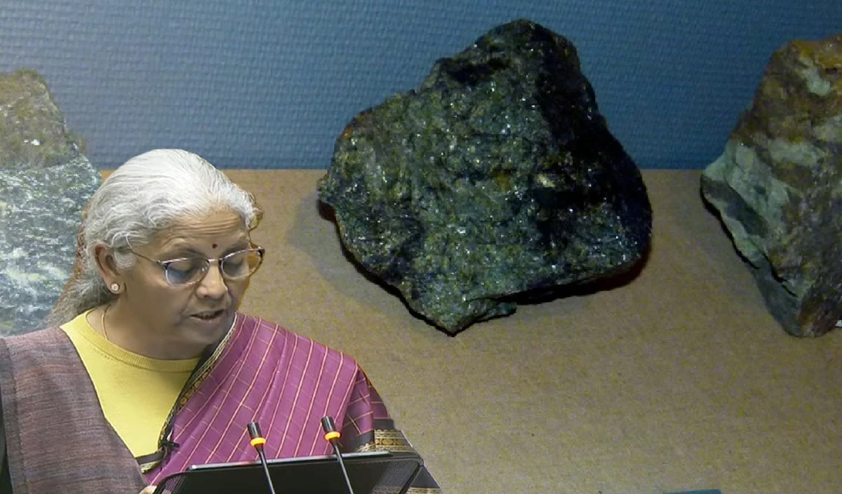 Budget 2026: चीन की दादागिरी पर लगेगी लगाम, रेयर अर्थ मिनरल के लिए बनेगा कॉरिडोर