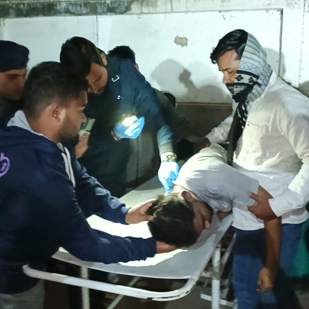 भागलपुर में 12वीं के छात्र ने की खुदकुशी:हॉस्टल के कमरे में फंदे से लटका मिला शव; मोबाइल और पोस्टमार्टम रिपोर्ट से खुलेगा राज