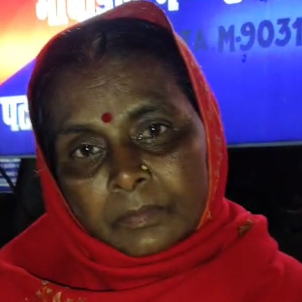 बिहटा में नशा सुंघाकर महिला से नगद-जेवर की लूट:दो महिलाओं ने वारदात को अंजाम दिया, एक लाख पैसे और गहने लेकर फरार