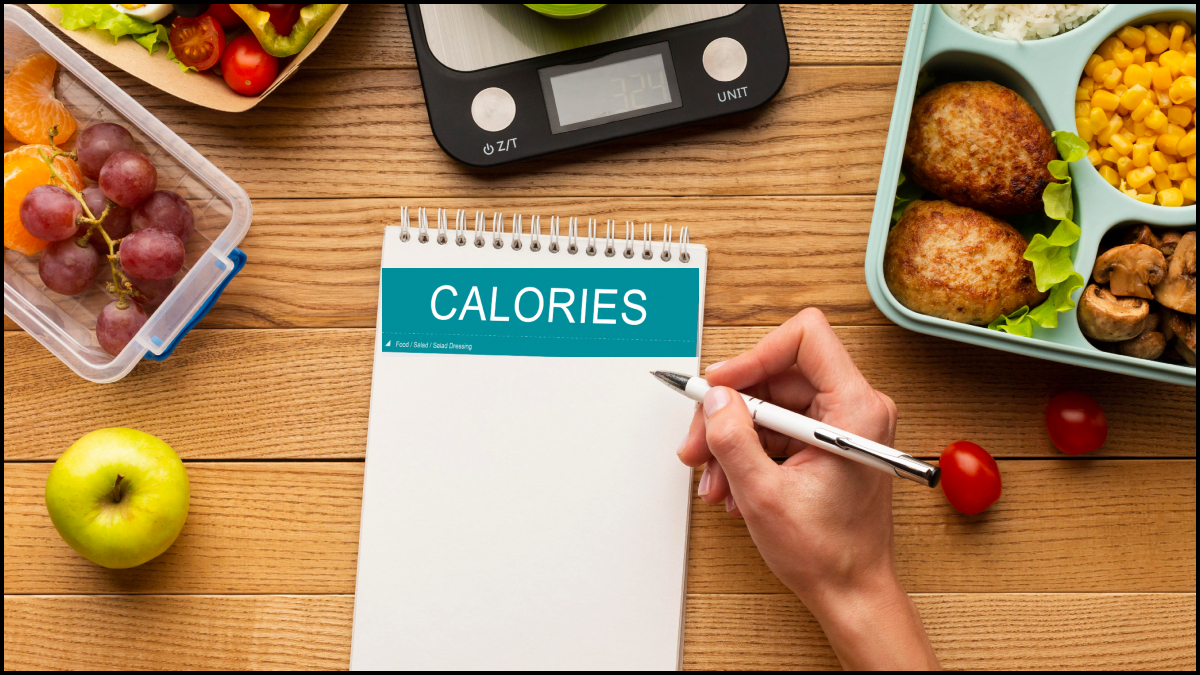 वजन घटाने के लिए 1 दिन में कितनी कैलोरी लें, उम्र और वजन के हिसाब से कितना होना चाहिए इनटेक