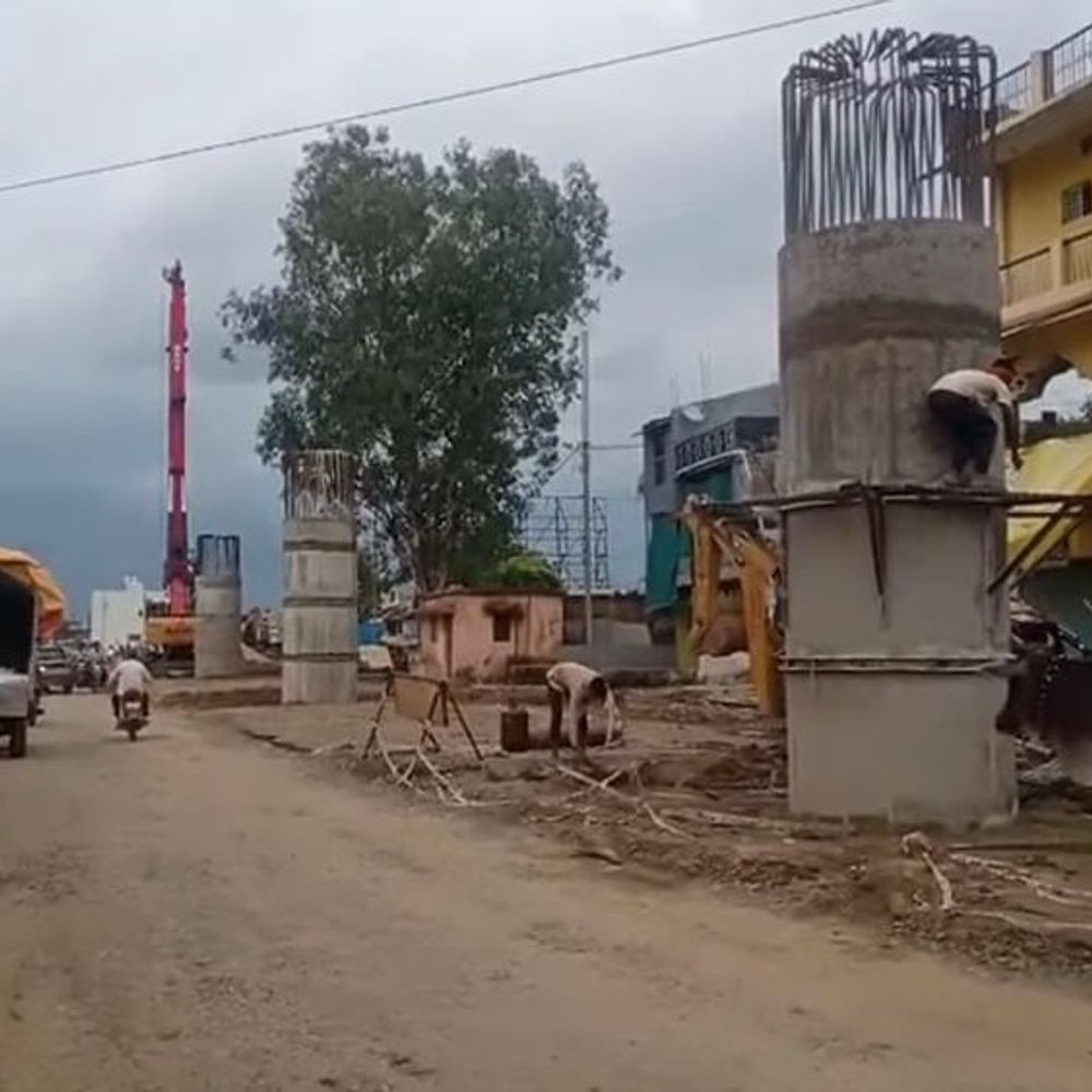 भटेरा ओवरब्रिज निर्माण में देरी, डायवर्सन मार्ग चुनौती:8 फरवरी के बाद मुआवजा बांटा जाएगा, फिर हटेंगे चिन्हित भवन