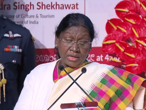 कल जमशेदपुर आ रही हैं राष्ट्रपति द्रौपदी मुर्मू:शहर 5 जोन व 14 सेक्टर में तब्दील, सुरक्षा व्यवस्था कड़ी; ट्रैफिक में बदलाव