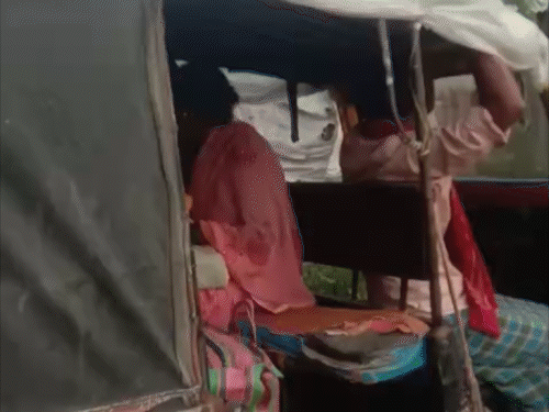 दोस्त की शादी में गए युवक का हुआ पकड़ुआ विवाह:बाद में पता चला पत्नी थी शादीशुदा, पति बोला-अगर मेरी गिरफ्तारी नहीं होती तो मैं मारा जाता