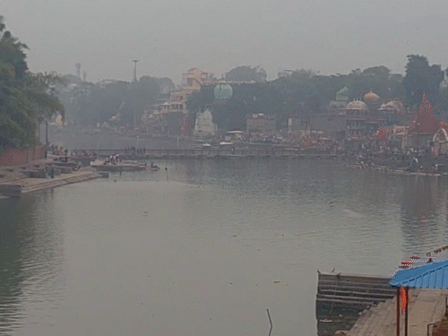 माघी पूर्णिमा पर रामघाट में उमड़ा आस्था का सैलाब:उज्जैन में आज से होली उत्सव की विधिवत शुरुआत, डांडा स्थापित किया जाएगा