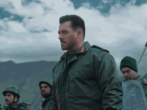 फिल्म बैटल ऑफ गलवान की रिलीज डेट टल सकती है:रिपोर्ट में दावा-कुछ अहम सीन के री-शूट में लग रहा ज्यादा वक्त