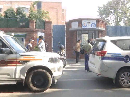 संसद और दिल्ली के स्कूलों में बम की धमकी:मेल में लिखा- 13 फरवरी को संसद में ब्लास्ट होगा, दिल्ली को खालिस्तान बना देंगे