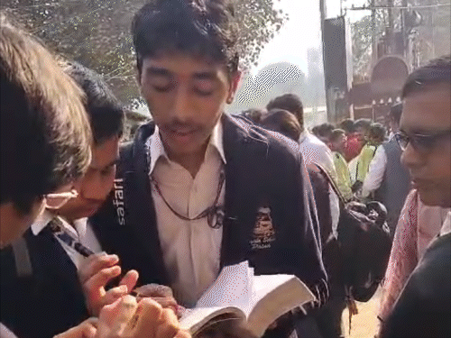 बिहार बोर्ड 10वीं एग्जाम का पांचवां दिन:दोनों पाली में साइंस के पेपर, 4 दिनों में 22 छात्रों निष्कासित