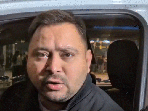 पप्पू यादव को तेजस्वी यादव का खुला समर्थन:NEET छात्रा मामले में CBI जांच पर उठाए सवाल, बोले–दोषियों को बचाया, निर्दोषों को फंसाया जा रहा