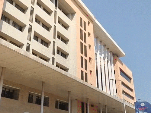 सरायकेला में मेडिकल छात्र ने की आत्महत्या:देहरादून में कर रहा था मेडिकल की पढ़ाई, पांच दिन पहले ही लौटा था गांव