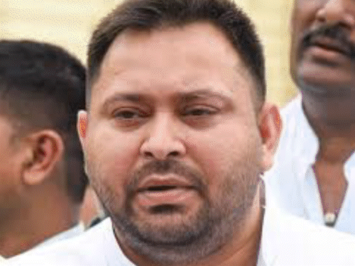 राज्यसभा में RJD को बचाने का तेजस्वी का प्लान तैयार:प्रेमचंद जा सकते हैं झारखंड, बिहार के लिए भी खोजा कैंडिडेट, ओवैसी को कैसे मनाएंगे