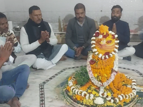 महाशिवरात्रि पर पत्नेश्वर धाम में शिव-पार्वती विवाह:जमुई में निकलेगी भव्य बारात, देर रात वैदिक मंत्रोच्चार से संपन्न होगी शादी