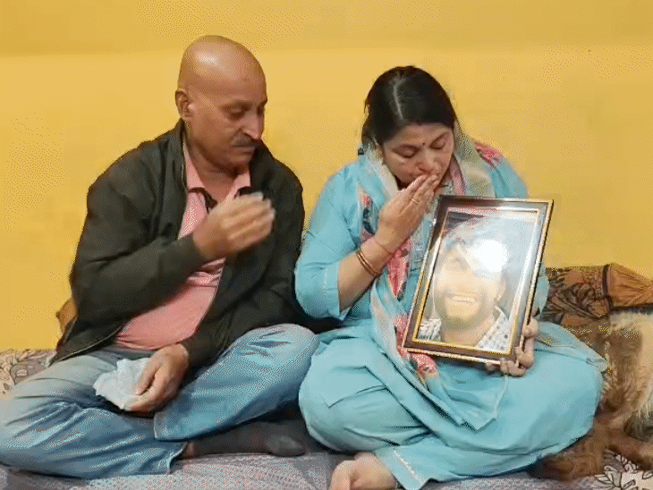 पुणे हिट-एंड-रन…बेटा खोने वाला परिवार आरोपियों की जमानत से उदास:मां बोली- न्याय की आस टूट रही; उसकी शादी के रिश्ते आ रहे थे, अबतक दादी बन जाती