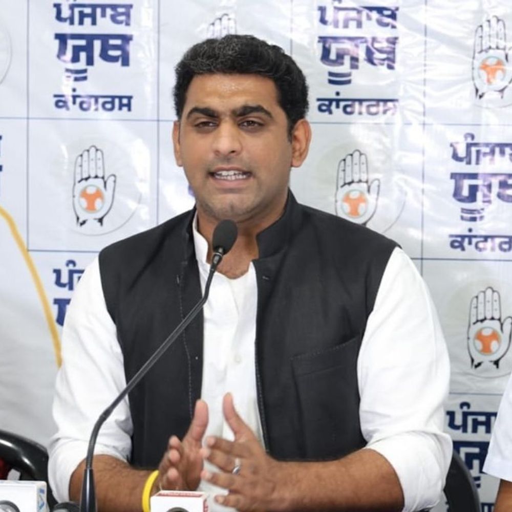 पंजाब यूथ कांग्रेस के अध्यक्ष ने साधा AAP पर निशाना:मोहित बोले- युवाओं को रोजगार देने में विफल रहे सीएम, पूछा- 4 साल में क्या किया