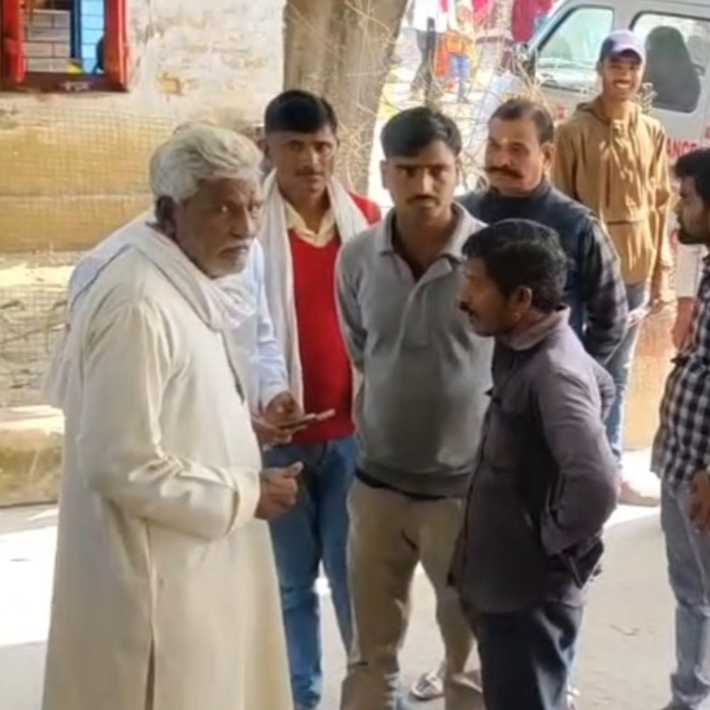 जमुई सदर अस्पताल में डॉक्टर-मरीज के बेटे में मारपीट:टाउन पुलिस मामले की जांच में जुटी, सीसीटीवी फुटेज खंगाले जा रहे