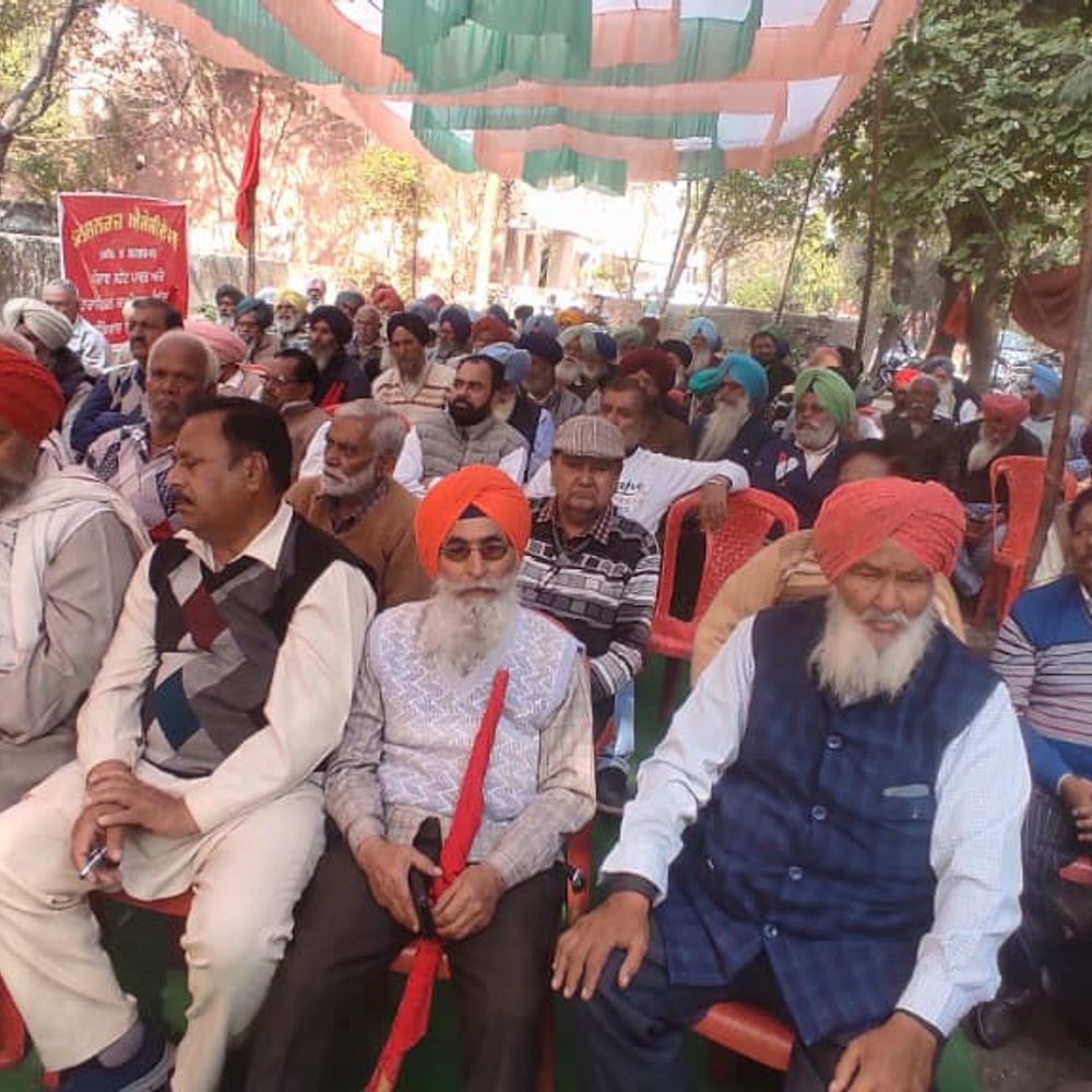 बिजली बिल 2025 और स्मार्ट मीटर बढ़ाएंगे आर्थिक बोझ: पेंशनर्स