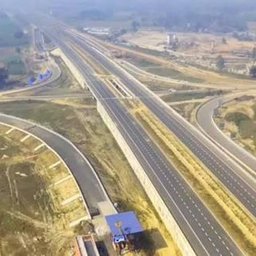 कुशीनगर में ग्रीनफील्ड एक्सप्रेस-वे भूमि अधिग्रहण का काम तेज:96 गांवों की भूमि का होगा सीमांकन, लेखपाल-RI को निर्देश