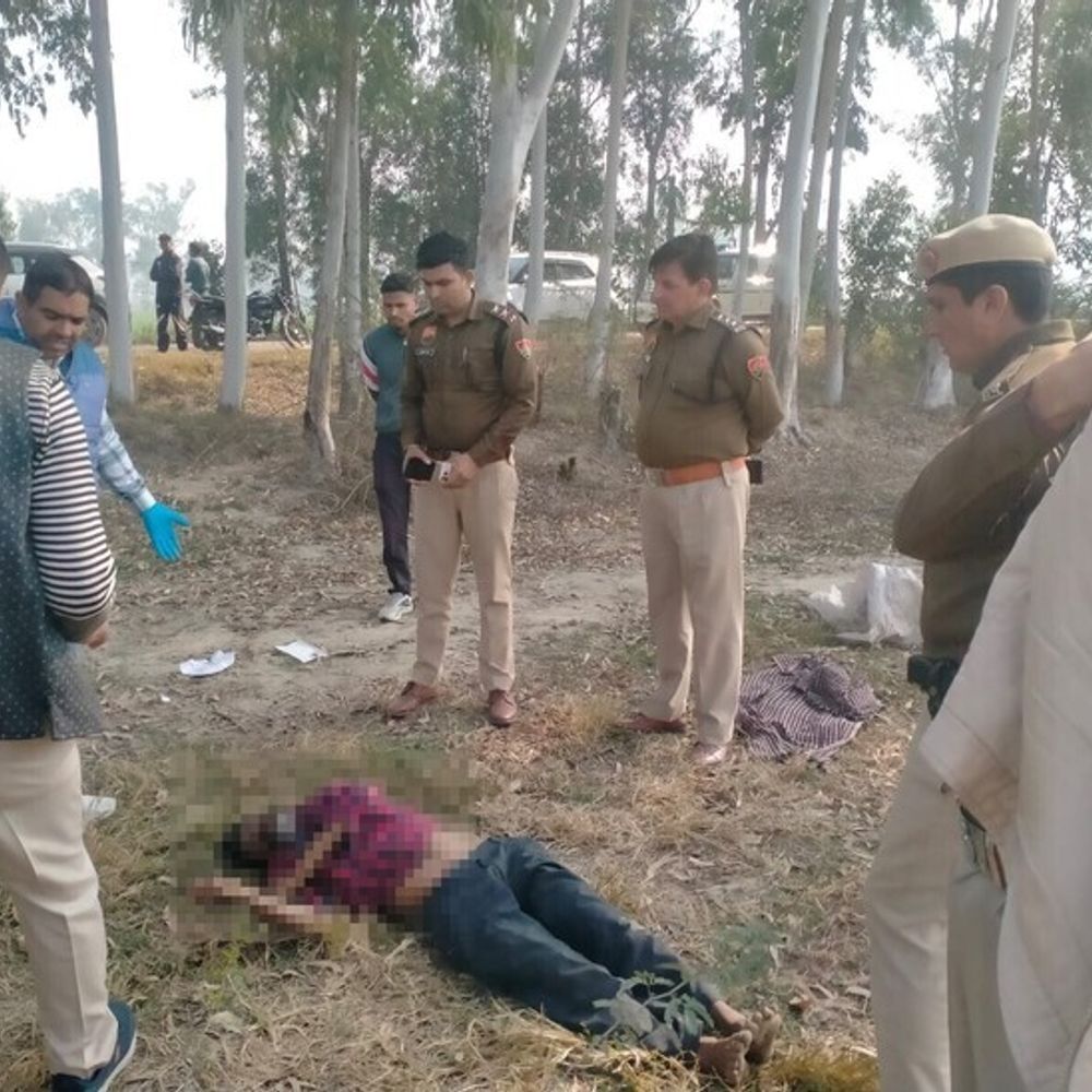 पानीपत में सड़क किनारे व्यक्ति का शव मिला:चेहरे पर चोट के निशान; सुबह राहगीरों ने देखा, हादसे की आशंका