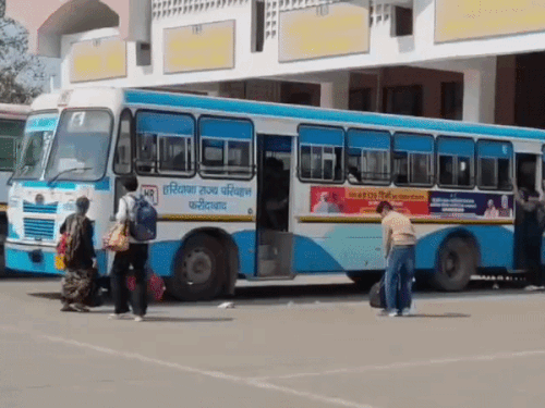 फरीदाबाद में रोडवेज चलाएगा अतिरिक्त बसें:होली को लेकर फैसला, कम सवारियों वाले रूट बंद कर सीमावर्ती क्षेत्रों में संख्या बढ़ेगी