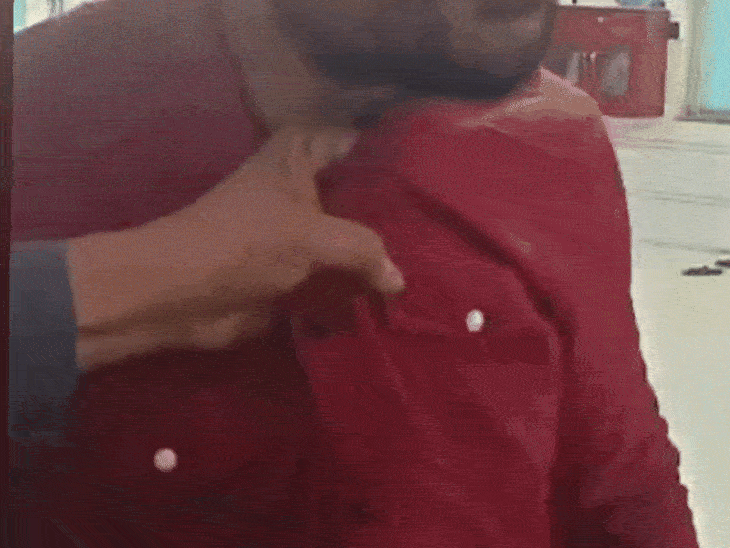 शाजापुर अस्पताल में फिर इंजेक्शन चोरी, युवक रंगे हाथों पकड़ा:12 दिन में दूसरी चोरी; चोरी की घटनाओं से अस्पताल प्रशासन चिंतित