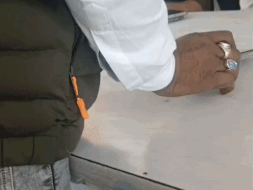 रेप विक्टिम से ब्लैकमेलिंग के आरोपी दरोगा का ट्रांसफर:प्रयागराज से आजमगढ़ भेजा गया, झूंसी थाने में 29 जनवरी को दर्ज हुआ था मुकदमा