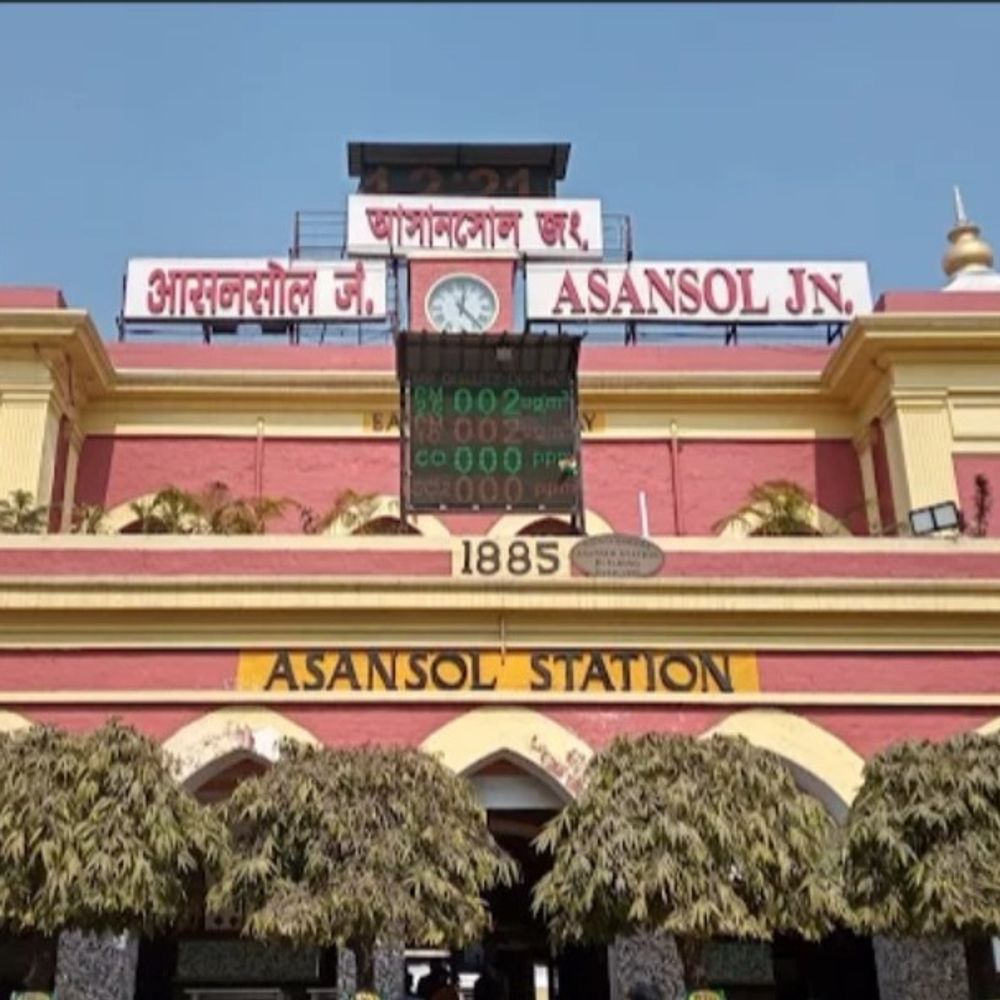 जामताड़ा होकर चलेगी होली स्पेशल:आसनसोल-गोरखपुर के बीच अतिरिक्त ट्रेनें, त्योहार पर यात्रियों को बड़ी राहत