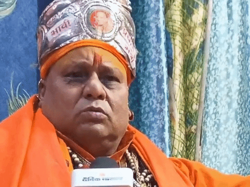 गोल्डन बाबा बोले-मोदी के बाद योगी देश का नेतृत्व करें:कानपुर में कहा-अविमुक्तेश्वरानंद की बातें मेरी अंतरात्मा को चुभीं, संत समाज को जोड़े