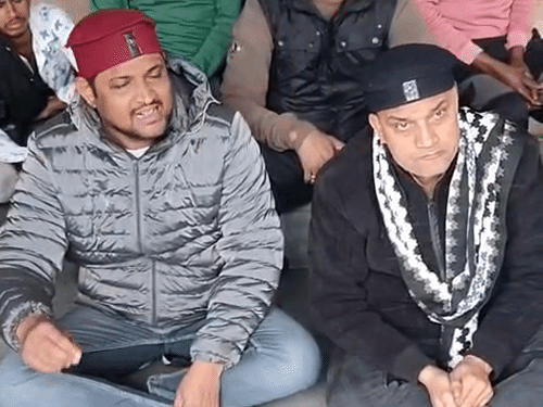 छह घंटे धरने पर बैठे दो पार्षद, तब आई लाइट:शब-ए-बारात पर बाबूपुरवा, बेगमपुरवा, अजीतगंज और मुंशीगंज में पूरे दिन नहीं आई लाइट