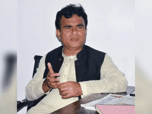 लोकसभा में अखिलेश का माइक बंद:कानपुर में सपा और कांग्रेस ने कहा- सवलों का जवाब नहीं होगा, इसलिए ऐसा किया