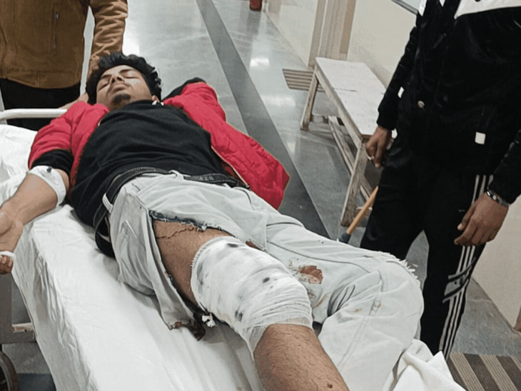 रायसेन में बारात के स्वागत में चलाईं गोलियों, चार घायल:लोड बंदूक का ट्रिगर अचानक दवा, फोटोग्राफर समेत चार युवकों को लगे छर्रे, 2 गंभीर