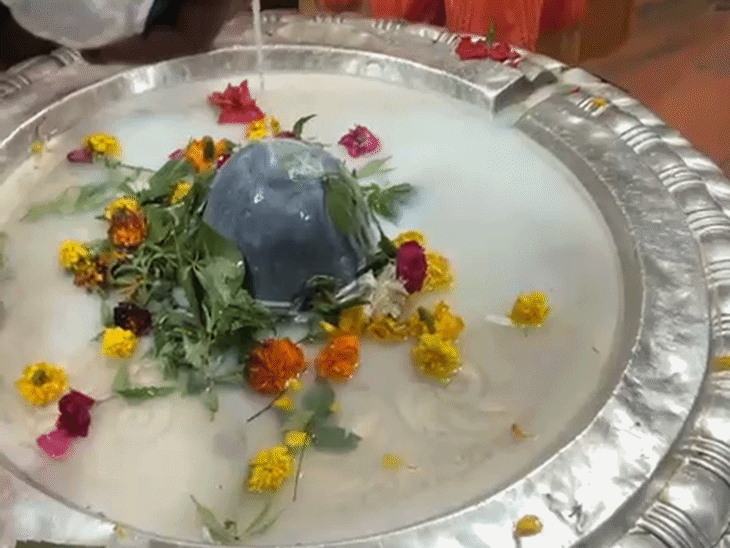 अयोध्या में शिवभक्तों की आस्था का केंद्र है नागेश्वरनाथ मंदिर:सरयू तट पर त्रेताकाल में प्रकट हुए थे भगवान महादेव, जलाभिषेक से पूरी होती है मनोकामना