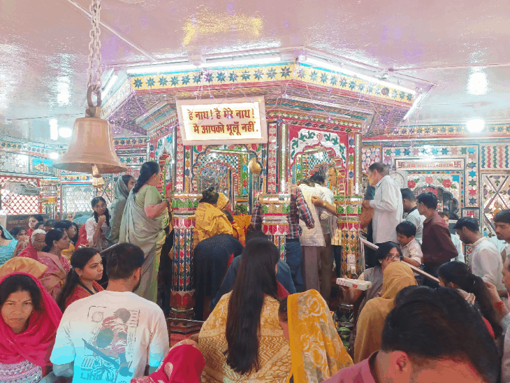 महाशिवरात्रि पर शिवालयों में उमड़ा भक्तों का सैलाब:गैबीनाथ धाम में जलाभिषेक, शाम को निकलेगी शिव बारात