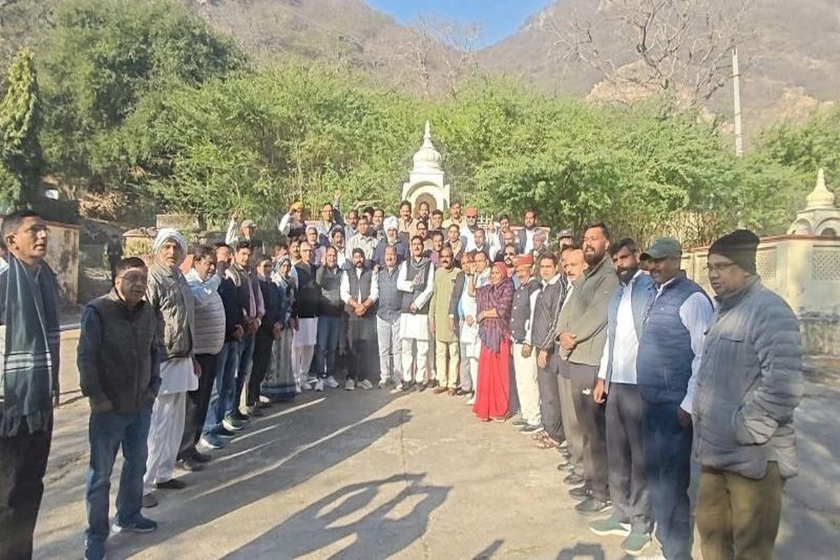 पूर्व सांसद युवरानी महेन्द्रा कुमारी की जयंती पर कांग्रेसजनों ने दी श्रद्धांजलि