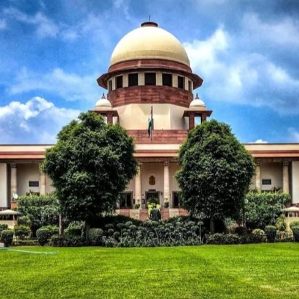 SIR पर सुप्रीम कोर्ट में आज फिर सुनवाई:पश्चिम बंगाल के लिए ममता बनर्जी रख सकती हैं दलीलें; राज्य सरकार देगी 8505 अधिकारी