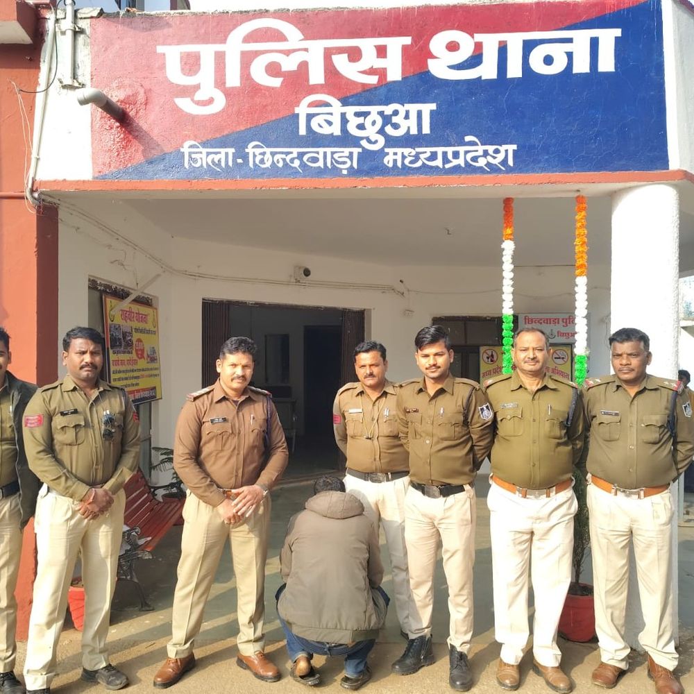 बंटवारे से नाखुश था, गला दबाकर पिता को मार डाला:छिंदवाड़ा में बड़ा बेटा गिरफ्तार; कहासुनी के बाद मारपीट भी की थी