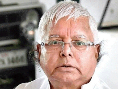 लैंड फॉर जॉब मामले में आज हो सकती सुनवाई:कल पटना से राबड़ी देवी और लालू यादव दिल्ली हुए थे रवाना, रूटीन चेकअप कराएंगे